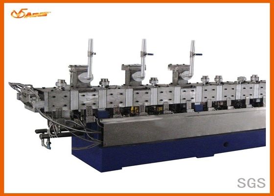 Bon prix Extrudeuse industrielle de PE/PC/PVC, vis multiple de jumeau d'alimentation composant l'extrudeuse en ligne