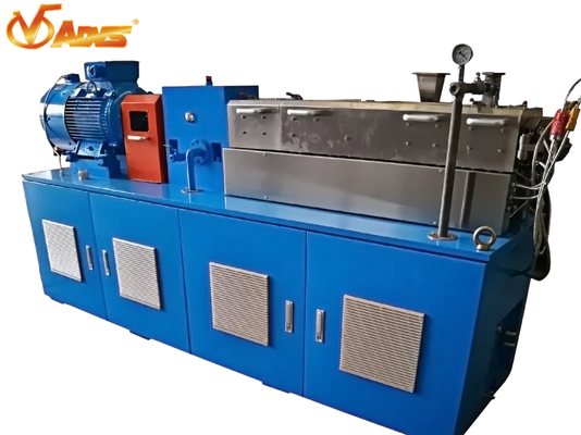 Bon prix Extrudeuse composée à double vis de laboratoire de 50 kg/h pour la granulothérapie en plastique bleu en ligne
